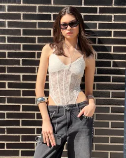 Body breteles blonda puntilla de Bershka en Bodies para argentina