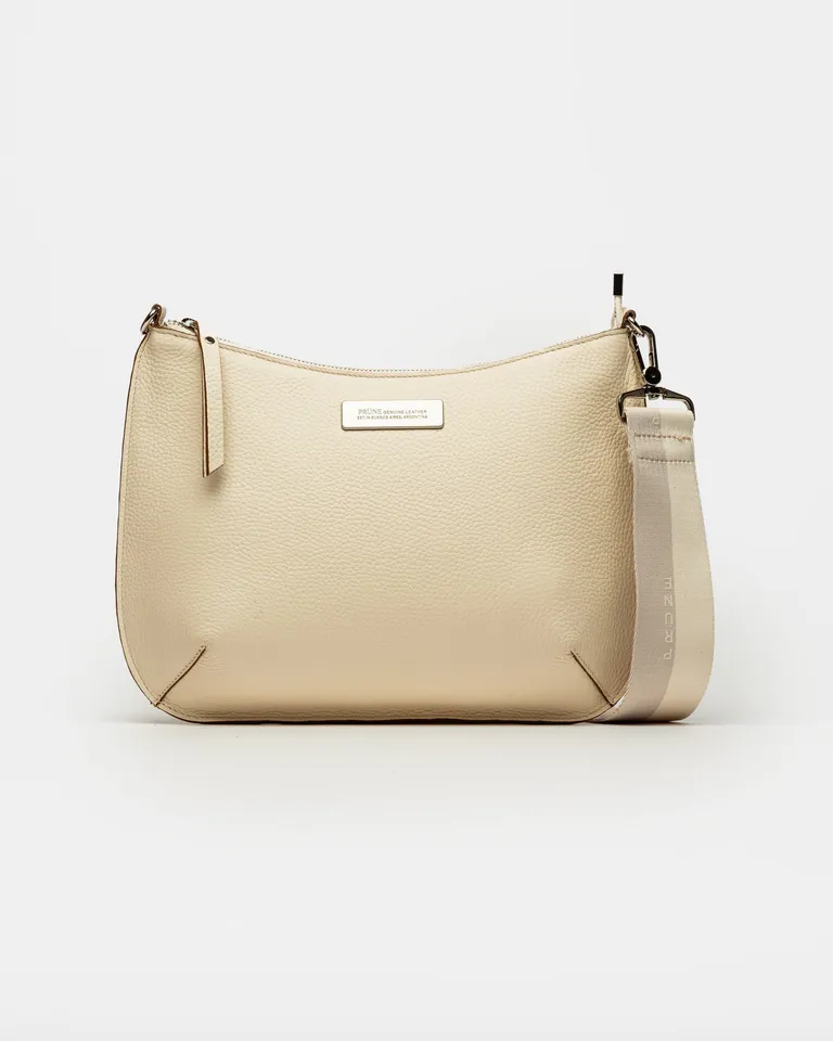 Cartera de cuero granulado con diseño bandolera para mujeres de Prüne en Bolsos y Carteras para argentina