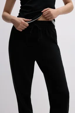 Pantalón chándal de Lefties en Pantalones para argentina