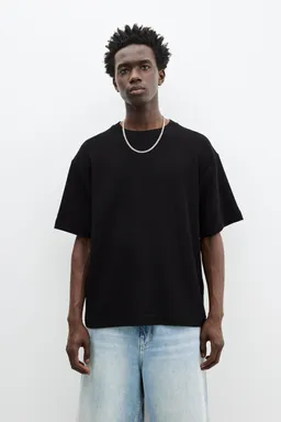 Buzo manga corta estructura de Pull&Bear en Buzos y Sweaters para argentina