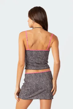 Musculosa lele estampado leopardo de Edikted en Tops para argentina