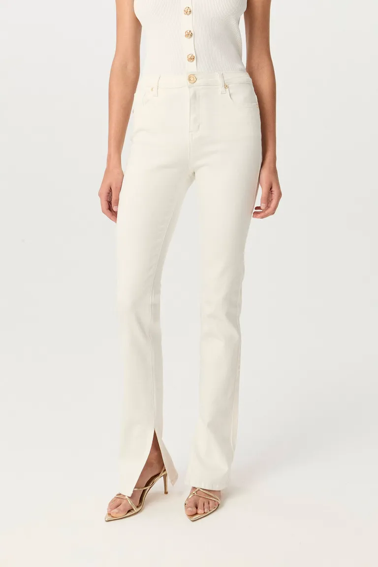 Pantalones de tiro alto con pierna flare en tono beige de Markova en Pantalones para argentina