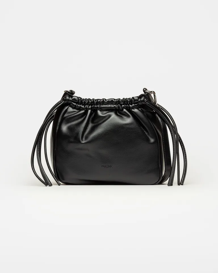 Bolso bandolera en efecto cuero liso con broche imán y paleta de colores de Prüne en Bolsos y Carteras para argentina