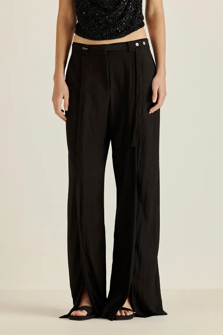 Pantalón fluido negro de cintura ajustable con lazo y botones de Tucci en Pantalones para argentina