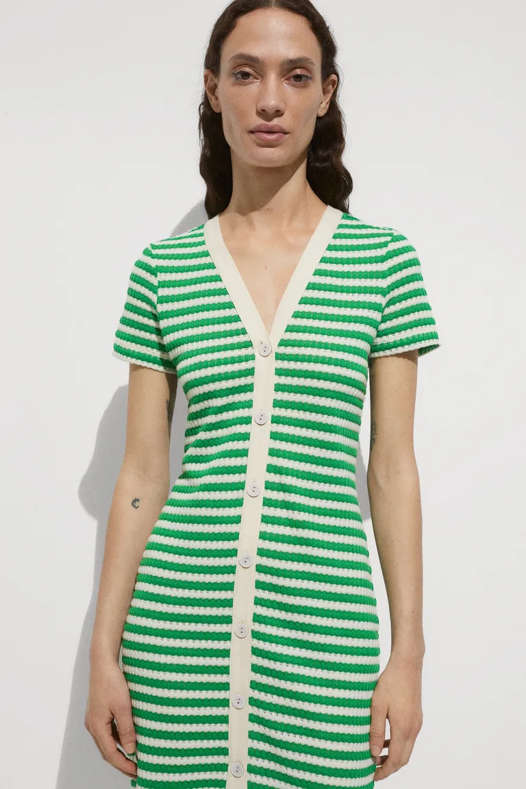 Vestido crochet con botones de Mango en Vestidos para argentina
