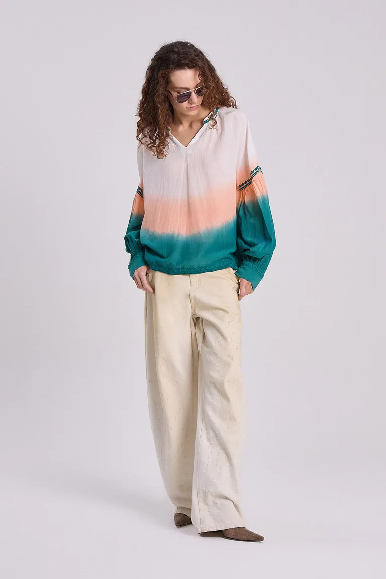 Camisa femenina de voile en corte ombré verde y rosa palo de Maria Cher en Camisas para argentina