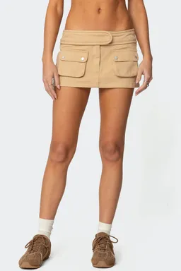 Mini faldashort cargo mavis de Edikted en Shorts para argentina
