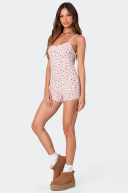 Enterito estampado frutillas de Edikted en Pijamas y Sleepwear para argentina