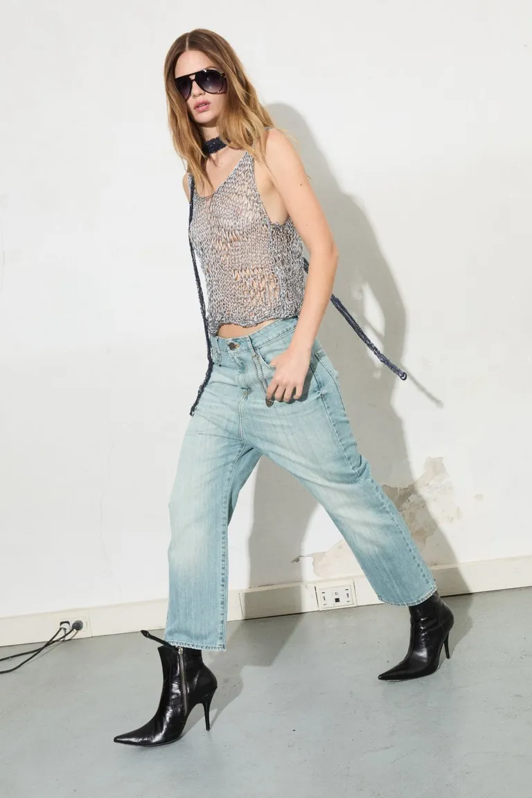 Pantalón de tiro largo con lavado gastado y acabado deslavado de Allo Martinez en Pantalones para argentina