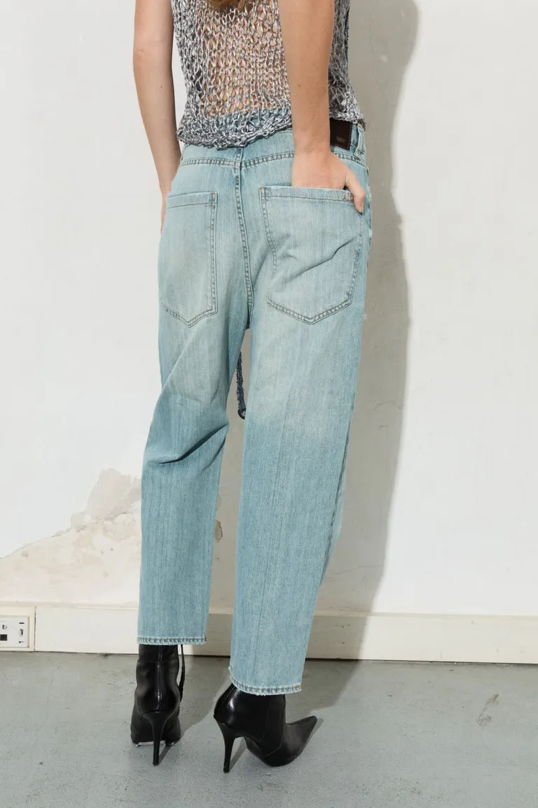 Pantalón de tiro largo con lavado gastado y acabado deslavado de Allo Martinez en Pantalones para argentina