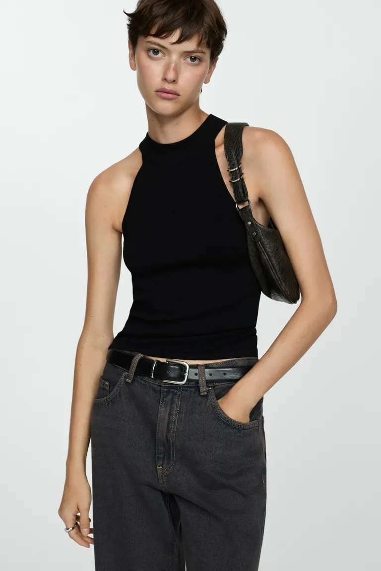 Top punto cuello halter de Mango en Tops para argentina