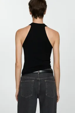 Top punto cuello halter de Mango en Tops para argentina
