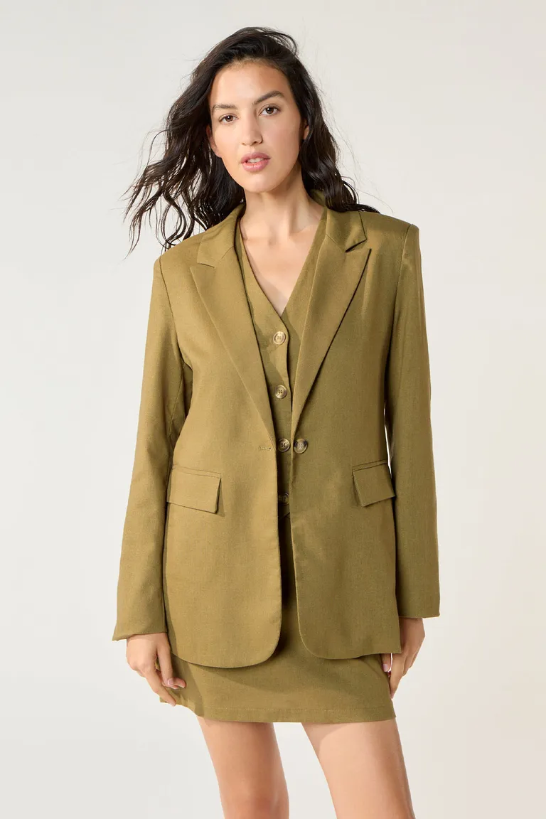 Blazer sastrero de lino liso en tono verde oliva para mujer de Cuesta Blanca en Blazers para argentina