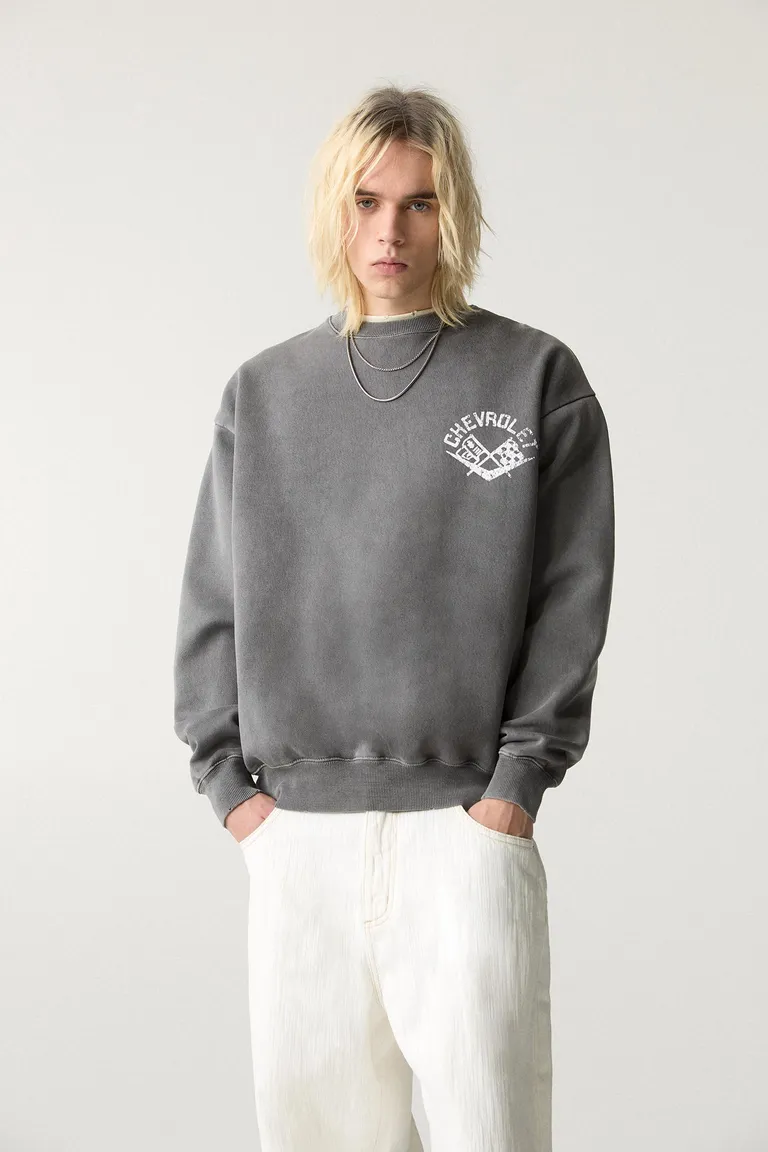 Sudadera chevrolet de Pull&Bear en Buzos y Sweaters para argentina