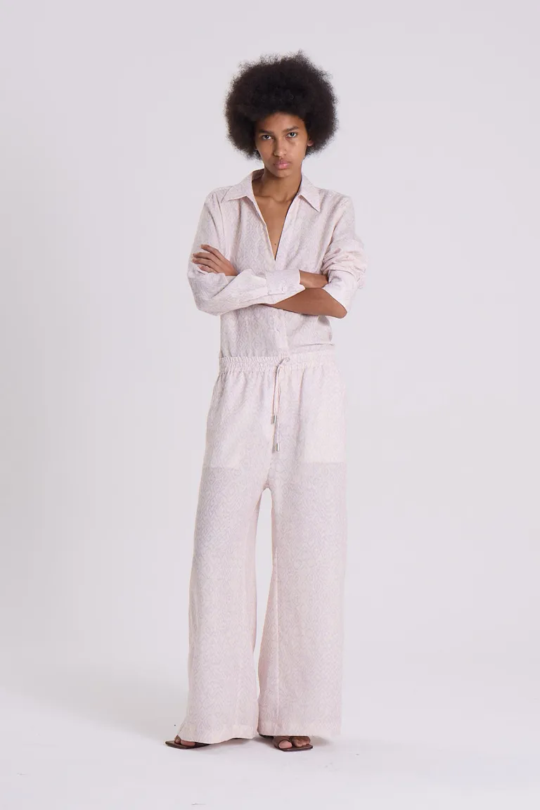 Pantalón estampado de lino con cintura elástica y calce relajado para mujer de Maria Cher en Pantalones para argentina