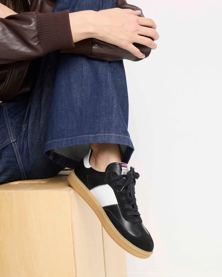 Zapatillas urbanas de cuero con cordones y base de goma tipo crepe estilo vintage de Prüne en Zapatillas para argentina