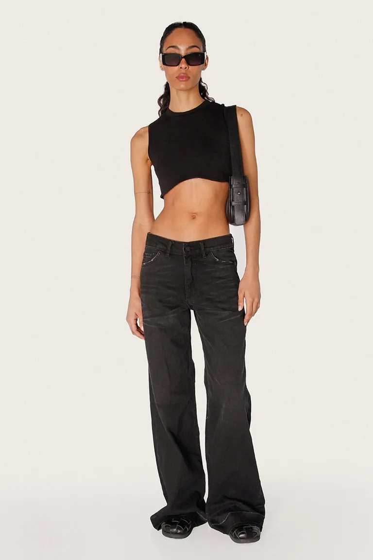 Pantalones de mezclilla negros de corte recto y largo modular de Sofia Sarkany en Pantalones para argentina