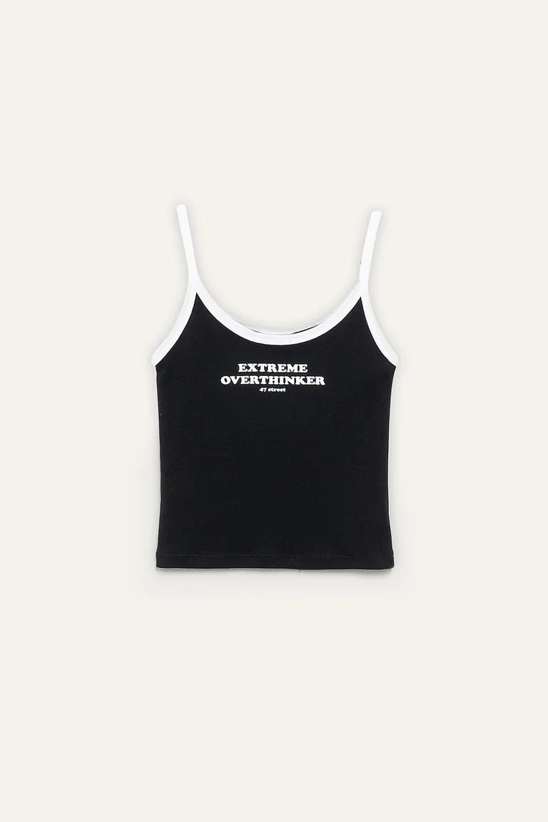 Musculosa negra de algodón con estampado de mensaje sobre pensar demasiado de 47 Street en Tops para argentina