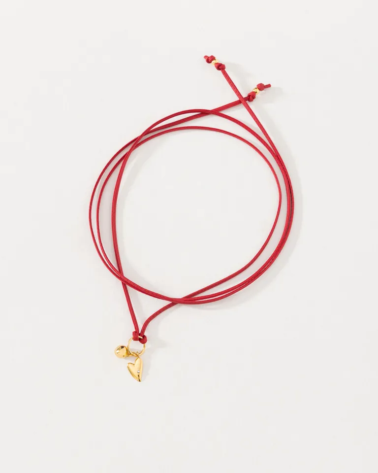 Choker delicado con dije de corazón en cadena fina ajustable de Jazmin Chebar en Bijouterie para argentina