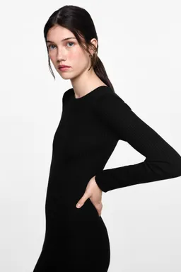 Vestido largo canalé de Mango Teen en Vestidos para argentina