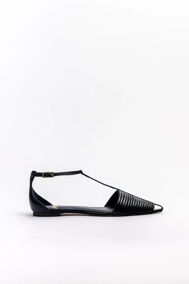 Zapato flat puntiagudo con tiras múltiples y pulsera ajustable para mujer de Mishka en Zapatos con Tacos para argentina