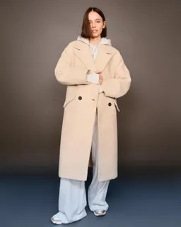 Abrigo hombros caídos de Bershka en Tapados para argentina
