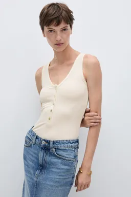 Body cuello pico botones de Mango en Bodies para argentina