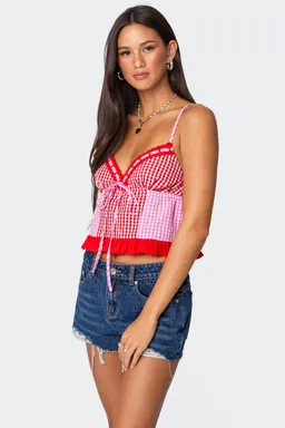 Musculosa gingham joanne de Edikted en Tops para argentina
