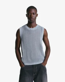 Chaleco estilo desgastado de Bershka en Buzos y Sweaters para argentina