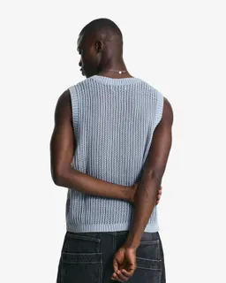 Chaleco estilo desgastado de Bershka en Buzos y Sweaters para argentina