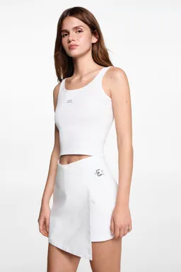 Falda pantalón con hebilla de Mango Teen en Faldas para argentina