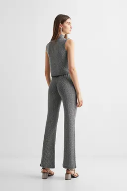 Calzas con acabado brillante de Mango Teen en Pantalones para argentina