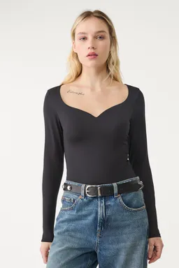 Body escote corazón de Stradivarius en Bodies para argentina