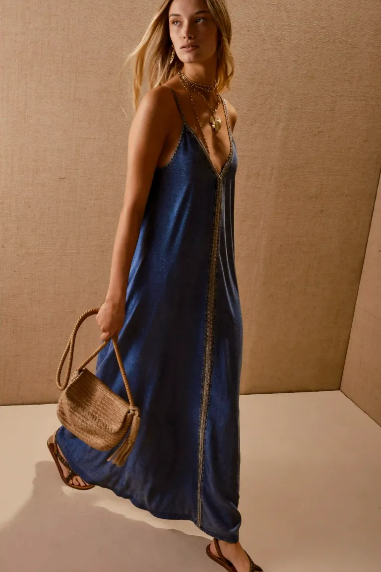 Vestido largo con diseño bordado en piedras y cadenas para mujer de Rapsodia en Vestidos para argentina