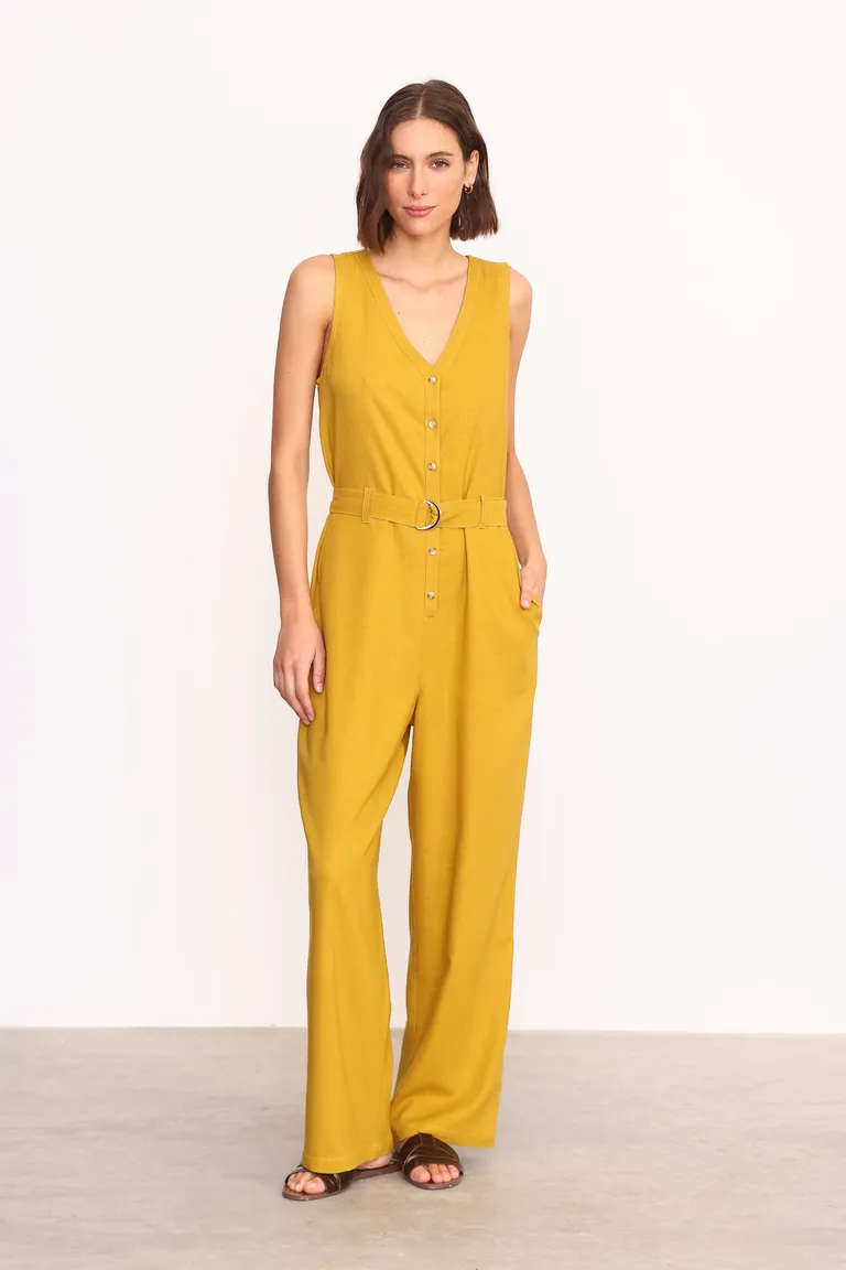 Mono de lino con escote en V y cinturón en la cintura para mujer de Yagmour en Monos para argentina