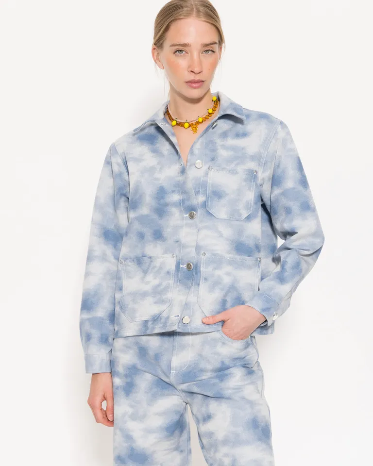 Chaqueta de estilo versátil y elegante para lucir con confianza de Jazmin Chebar en Chaquetas para argentina