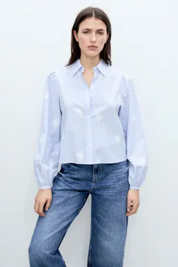 Camisa rayas bordado floral de Mango en Camisas para argentina