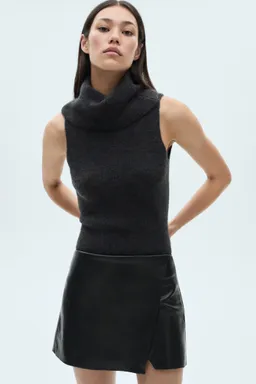 Falda pantalón simil cuero de Mango en Faldas para argentina