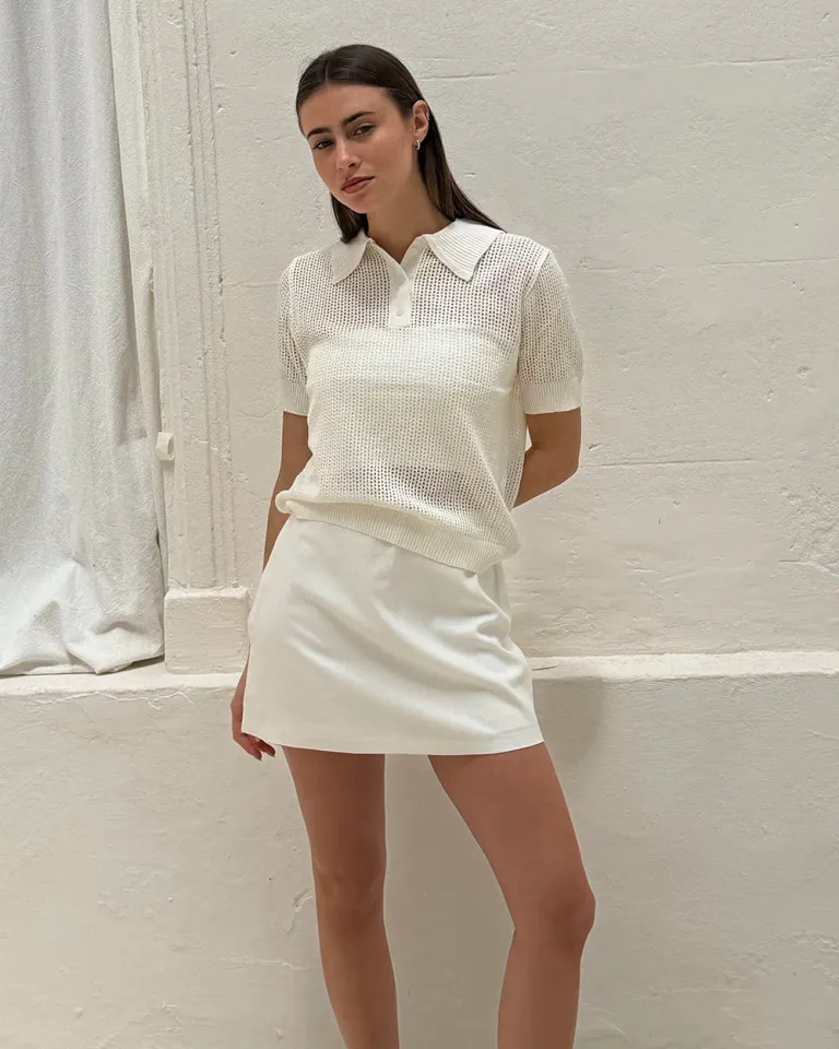 Remera calada de elegante diseño para mujer de Sky en Remeras para argentina