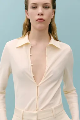 Camisa con botones seda de Mango en Camisas para argentina