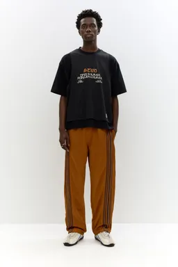 Pantalón chándal rayas laterales de Pull&Bear en Pantalones para argentina