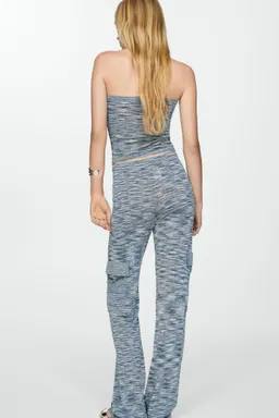 Pantalón punto bolsillos cargo de Mango en Pantalones para argentina