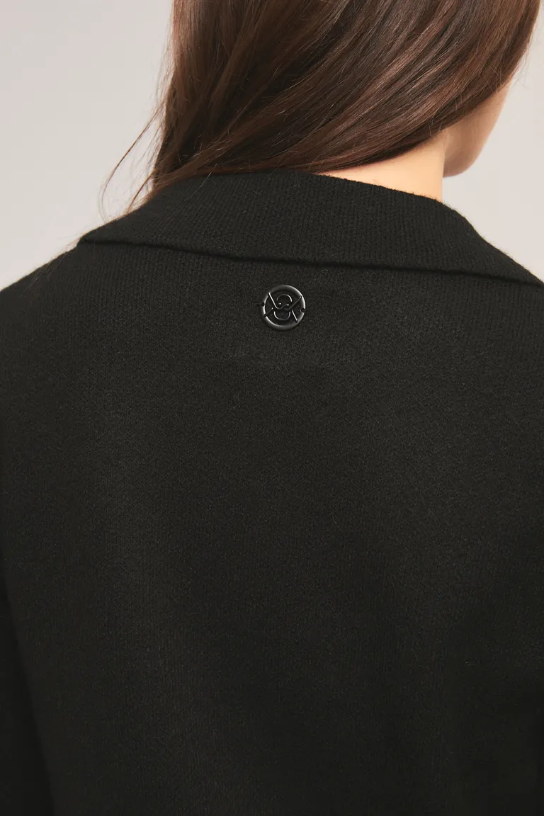 Cardigan con escote en v y solapa con cierre frontal de botones ocultos de Kosiuko en Chaquetas para argentina