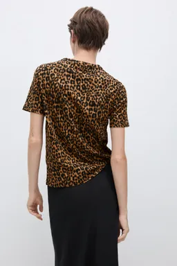 Remera algodón animal print de Mango en Remeras para argentina