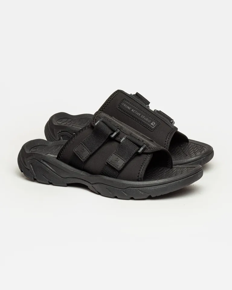 Sandalias bajas deportivas y monocromáticas con sistema de cierre autoadherente de Prüne en Sandalias para argentina
