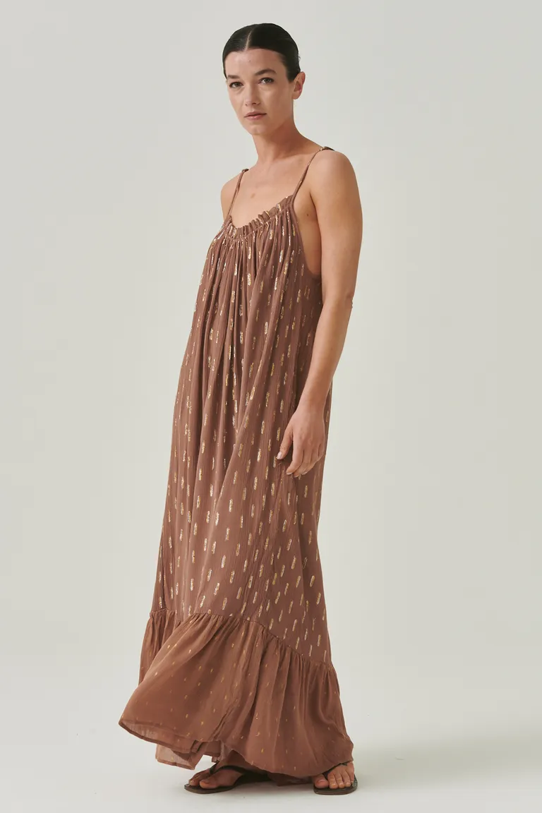 Vestido largo y elegante con detalles de lurex en tono marrón de Sweet en Vestidos para argentina