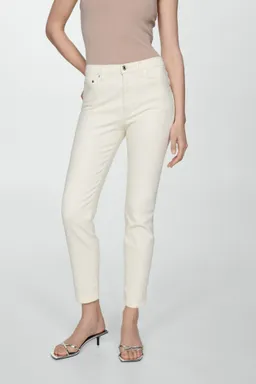 Jeans claudia slim crop de Mango en Pantalones para argentina