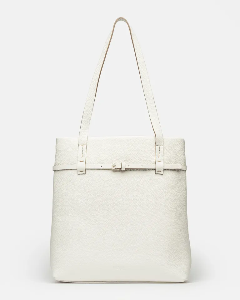 Elegante Cartera Tote Blanca de Diseño Estructurado y Clásico de Prüne en Bolsos y Carteras para argentina