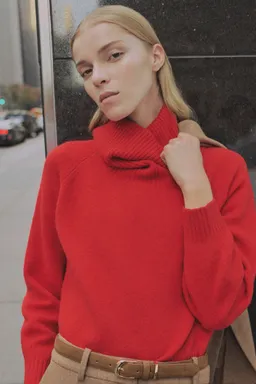 Sweater tejido cuello vuelto de Mango en Buzos y Sweaters para argentina