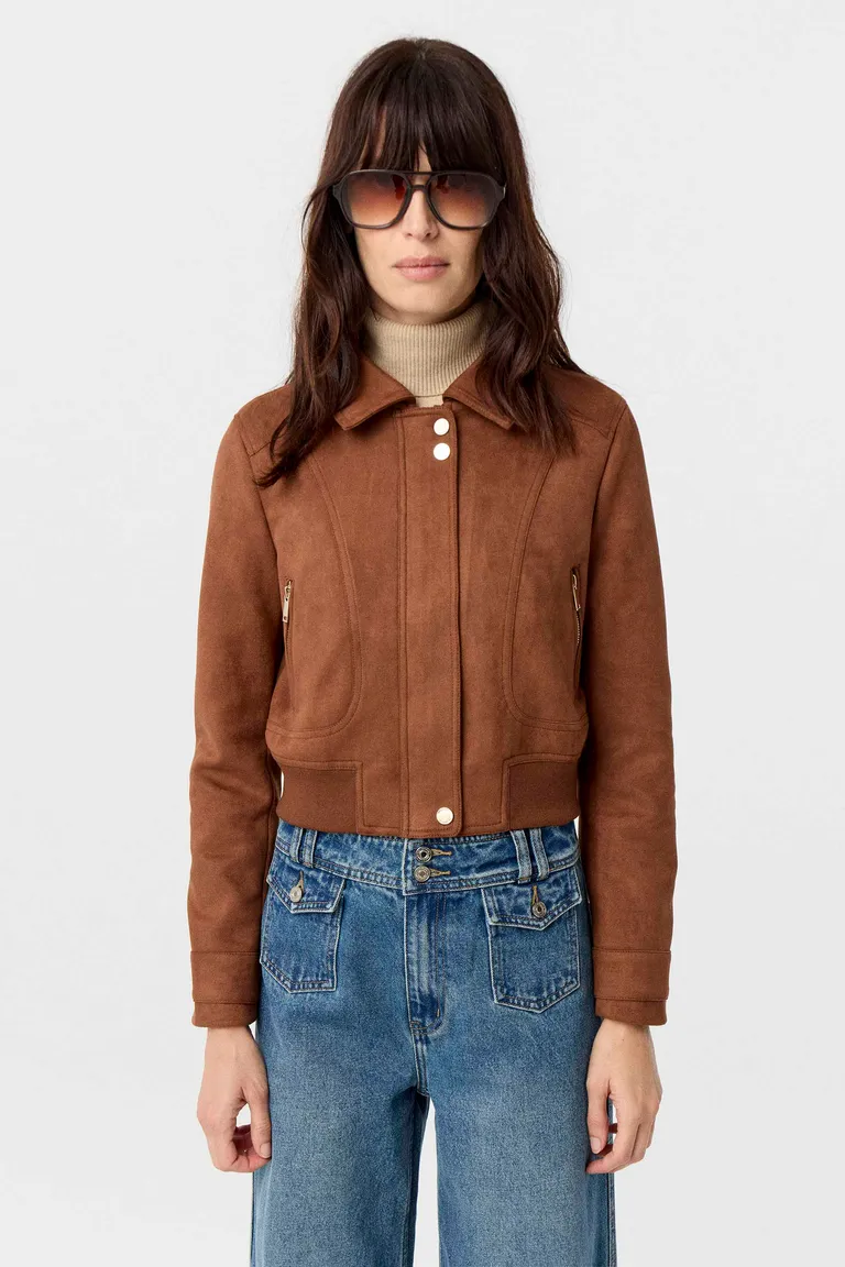 Chaqueta corta de silueta relajada con cierre central y cintura ajustada con puño de Markova en Chaquetas para argentina